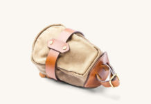 Bike With Your Essentials Using Tanner Goods’ Courier Saddle Bag Bike With Your Essentials Using Tanner Goods' Courier Saddle Bag
