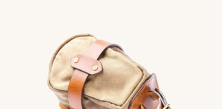Bike With Your Essentials Using Tanner Goods’ Courier Saddle Bag Bike With Your Essentials Using Tanner Goods' Courier Saddle Bag