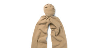 Acne Studios Keeps You Warm & Stylish In Their Virgin Wool Scarf Acne Studios Keeps You Warm & Stylish In Their Virgin Wool Scarf