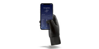 Beat The Cold With These Double-Insulated Touchscreen Gloves