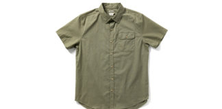 Beat The Heat With This Stylish Olive Short-Sleeve Shirt