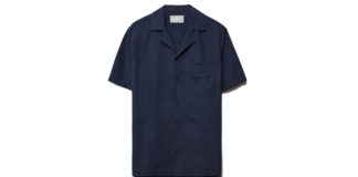 Relax In Style This Summer With This Seersucker Button-Up Shirt