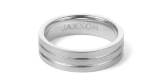 Accessorize Seamlessly With This Double Ring